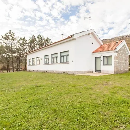 Casa De Sao Mamede 펜션 사오마메데데인페스타